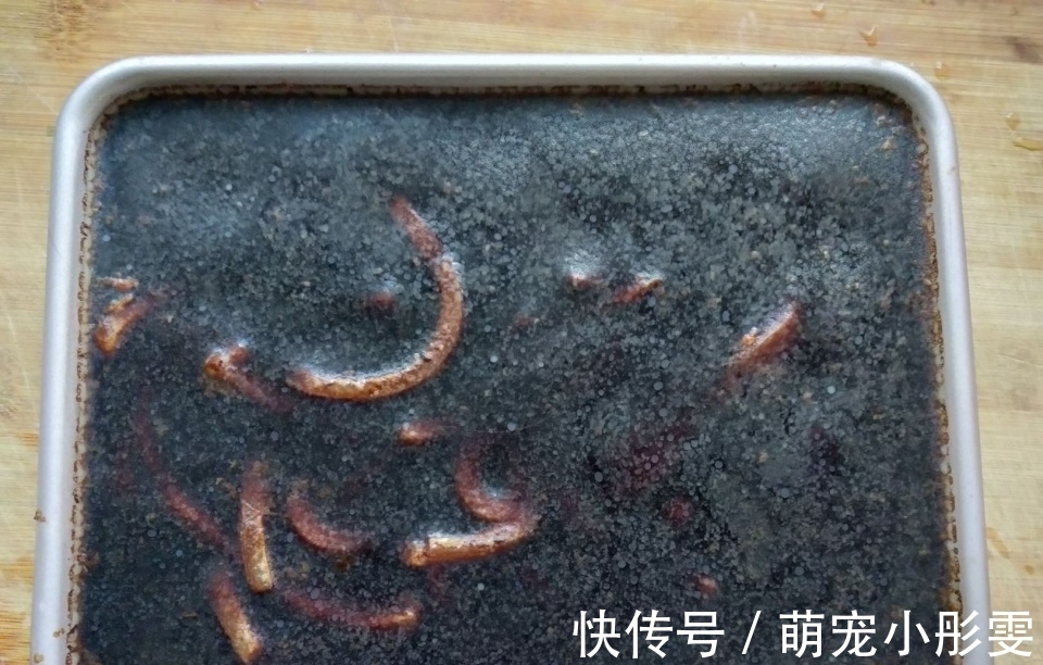 猪皮|它价格比猪肉低,10块钱做一盆切切就上桌,看到最后:果然是简单