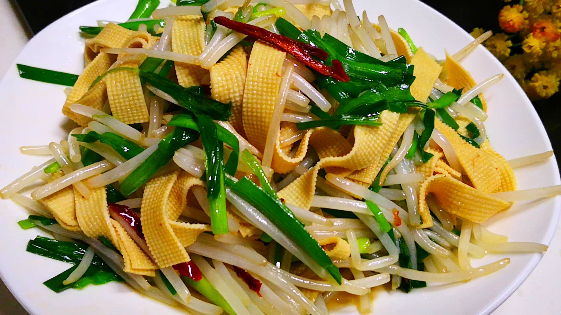 入冬后,3样素菜要多吃,一起烹饪营养高,3块钱做一盘,比肉香