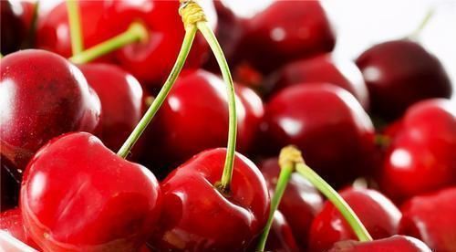 美食|女人别太节省，3种“美食”经常吃，排毒养颜，看着比同龄人年轻