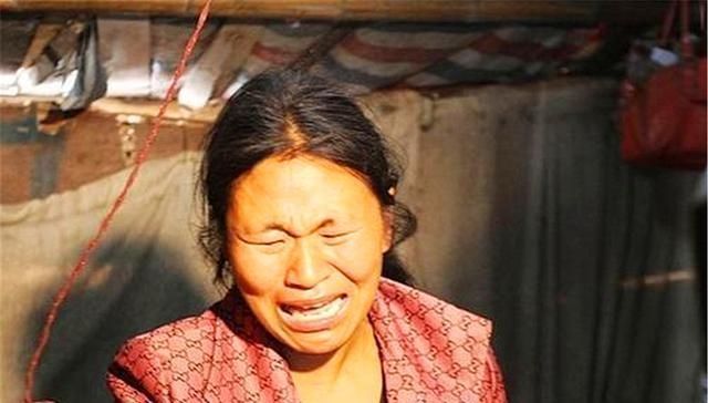 脸红|拾荒夫妻18年连生10子,计生部门调查原因,夫妻脸红不会避孕