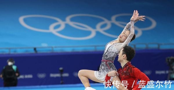 比赛|北京冬奥会|花滑团体赛彭程、金杨在双人滑自由滑比赛登场!