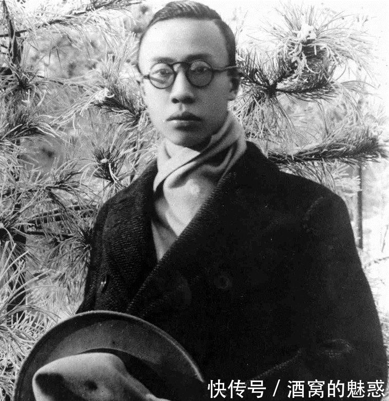 历史|倚着路虎抽雪茄的丘吉尔，当伴郎的普京，被炸墓焚尸的汪精卫，9张历史照