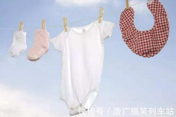 围嘴|宝宝长牙碰上秋天,皮肤长口水疹怎么办?妈妈勤快护理为上策