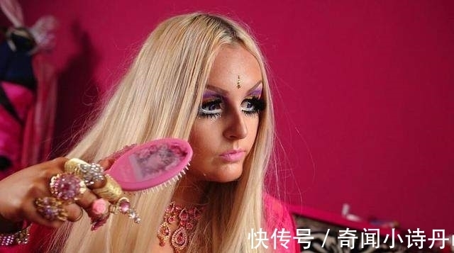芭比娃娃|女子迷恋芭比娃娃,不惜花费巨资整容10余次,每天贴14对假睫毛