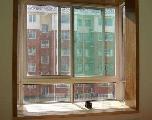 窗户滑道灰尘多太脏了,教你一招就能干净如初,简单方便又快捷