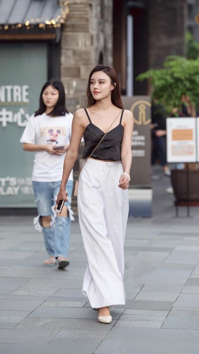 潮流|美女们永不过时的阔腿裤搭配,潮流派穿出十足的淑女潮流范