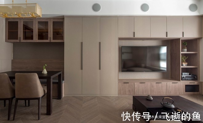 步入式|于沙发小坐片刻,焚一炉沉香,何等惬意。