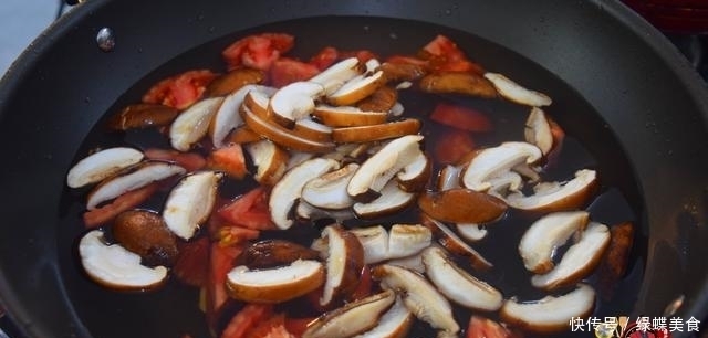 番茄紫菜蛋汤最好吃的做法,简单美味又馋人,看看你喜欢吃不?