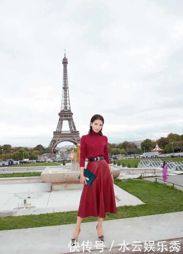 毛衣别再配小脚裤,太土!学明星们这样穿,时髦好看又显瘦