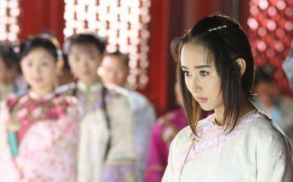 绵宁|她11岁被嘉庆一眼看中,却25年不得圣宠,还最终被活活烧死