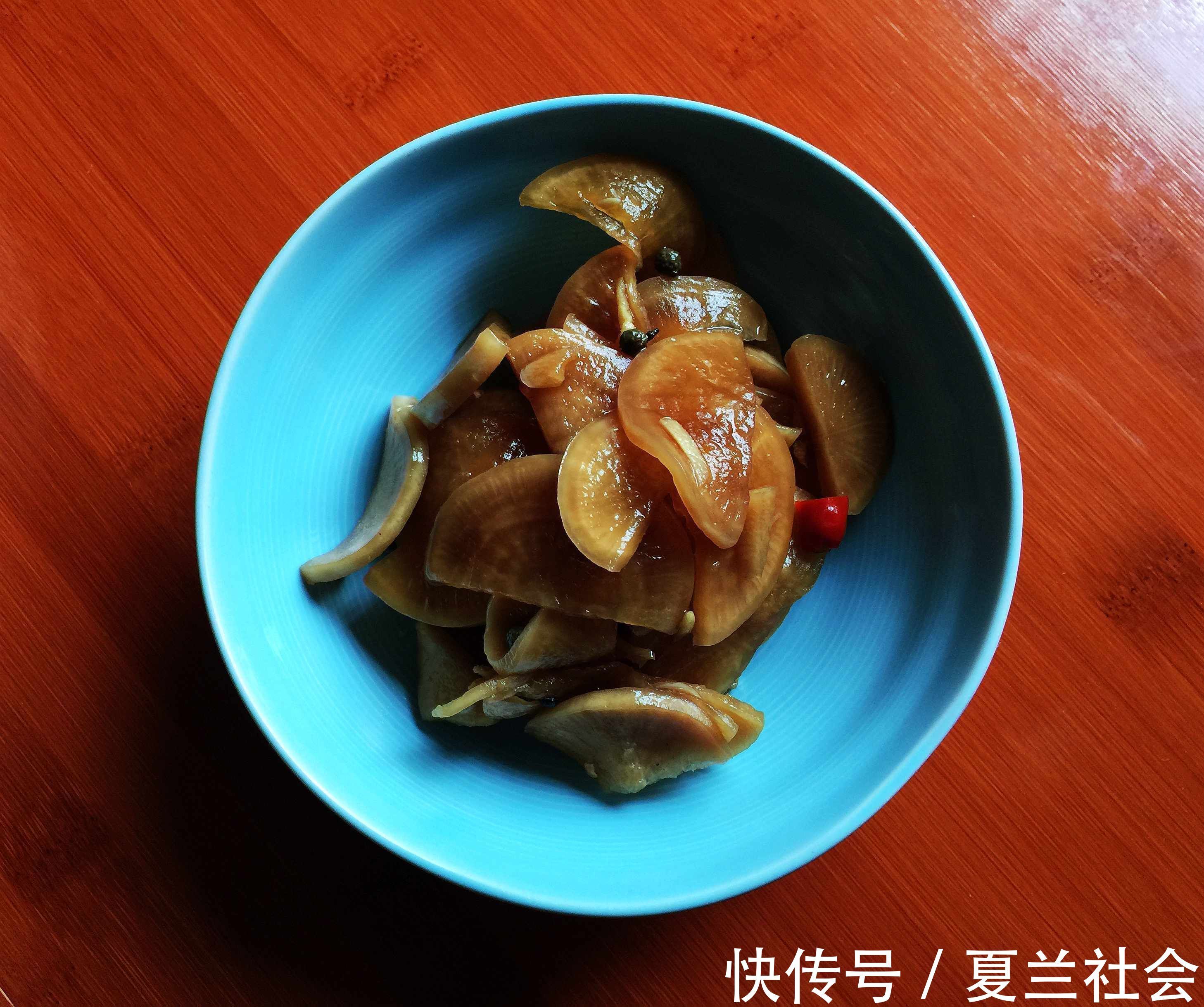 好吃|一家三口的午餐，半小时搞定4道菜，好吃又营养，天天光盘不浪费