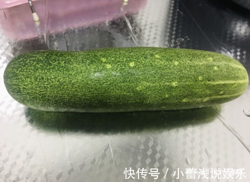 做法|黄瓜炒肉片的家常做法，清脆爽口，好吃下饭