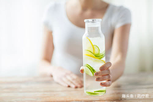 毫米汞柱|高血压患者要多喝水,但有3种水,最好少喝!