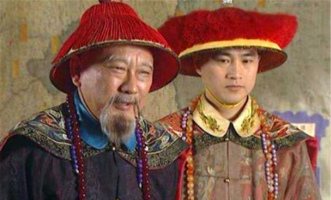 明珠|康熙为何称“索额图诚本朝第一罪人也”，到底是因为什么？