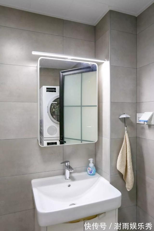 储物区|90㎡两室一厅,看完她的家,我觉得一半设计师都要失业了!