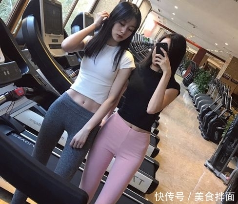 有致|金枝玉叶的气质型美女,遇上紧身打底裤,尽显凸凹有致的身形