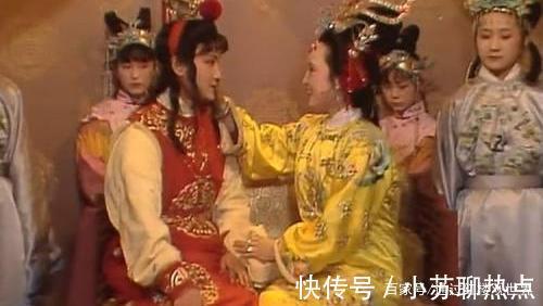 元春|红楼梦中贾府的兴衰,与元春有着密不可分的联系,一招错满盘输