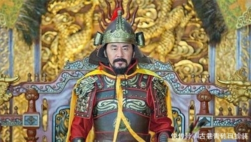 赵匡胤|赵匡胤打掉大臣两颗牙,大臣捡起牙后说了一句话,他马上认怂道歉