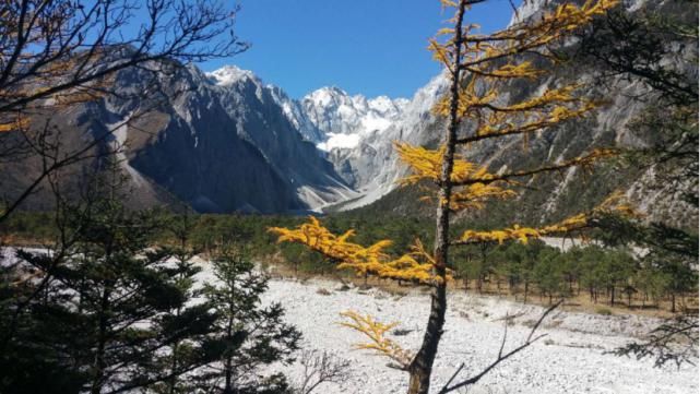 海量美图来袭！走进干河坝感受不一样的玉龙雪山