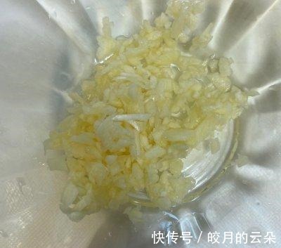 让美味又营养的地锅小公鸡，满足你的胃吧！让美味又营养的地锅小公鸡，满足你的胃吧！