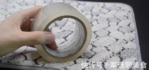 无论地垫多脏多旧，立马学会这窍门，污渍灰尘自动脱落，太实用了