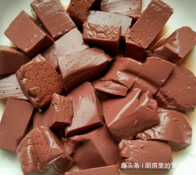 豆腐和它一起炖,比阿胶养人,补铁还养颜,排出毒素,腰围变细了