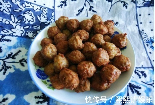 可口|50年大厨：不管炸什么丸子，多加这1“步”，丸子保证香脆可口