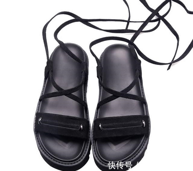 凉鞋|想要清新+性感,绑带凉鞋来满足你