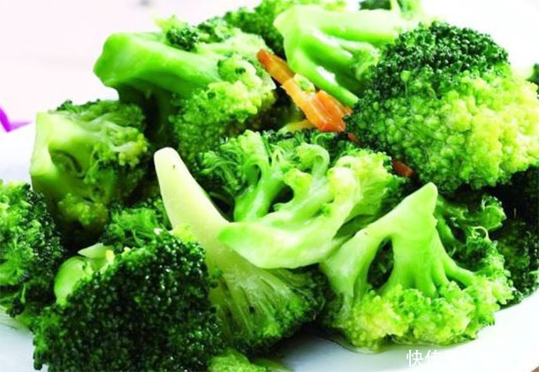 女人40岁后,要多吃“减肥餐”,水分多热量低,排毒养颜防三高