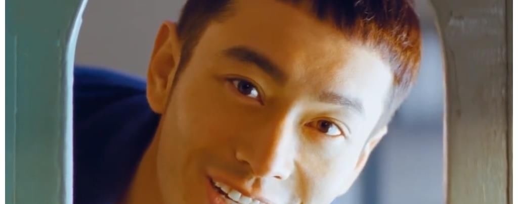 黄晓明终究选择了妥协,或许他的苦,没人会有所感触