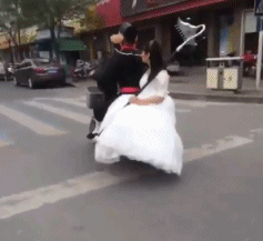 |搞笑GIF:突然想起来二师兄在高老庄娶的妹子叫什么