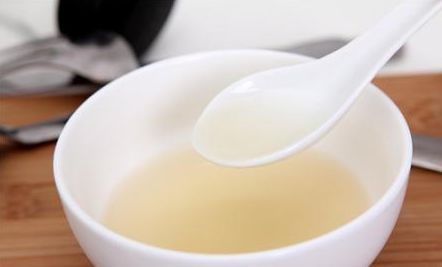 面粉|白发不管多严重,米醋泡一宝,半月头发乌黑发亮,无需再染头发