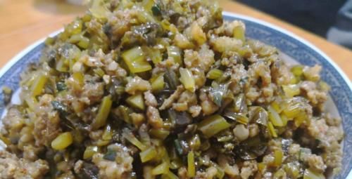 血脂|高血脂人不能吃牛肉？内科主任：不想血脂升高，这3种食物要少吃