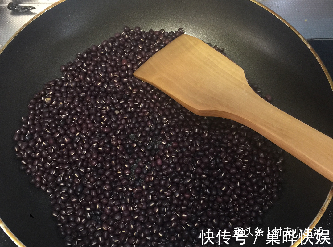 不管煮红豆还是绿豆,提前多加一步,3分钟全煮烂,真是省钱