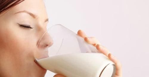 桑葚|天天失眠令人抓狂?睡前试试吃这几样食物,助你有个好睡眠!