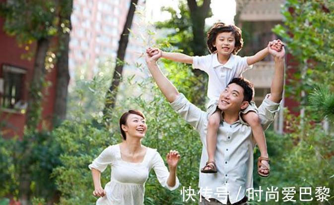上有老下有小|独生子女家庭的“假优势”:爱不会有人分享,困难也要一个人扛