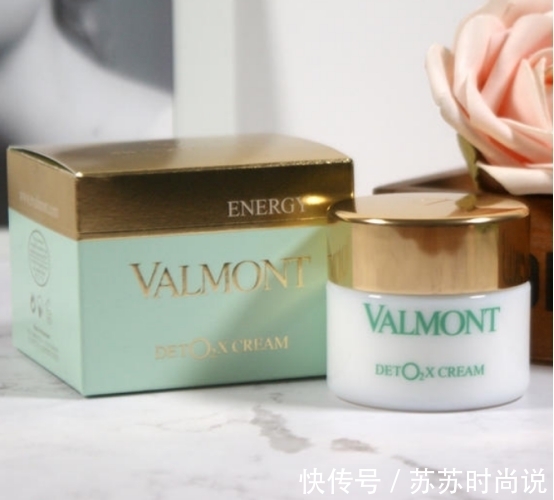 肌肤|50岁左右适合哪些抗老护肤品,这几款公认好用,淡纹效果很惊艳