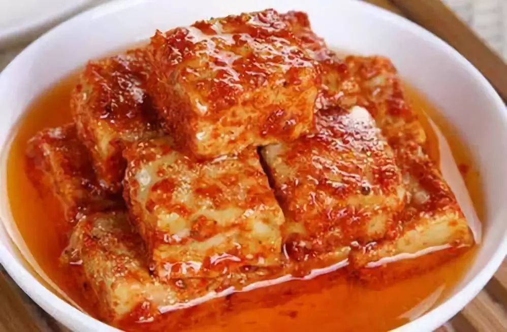 想吃腐乳不用买,5步在家做,5块钱做了一大罐,佐粥下饭,贼香