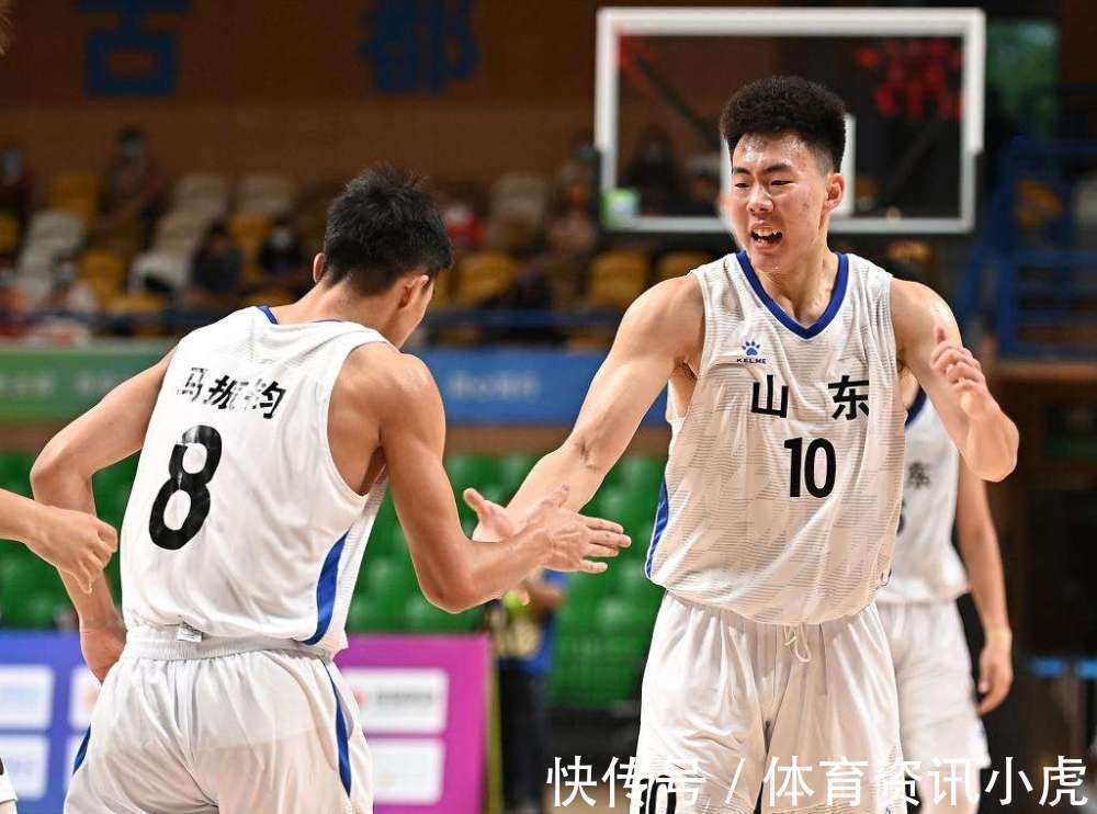 超新星|山东男篮阵容变动!2将已不再跟队训练,19岁超新星加入备战名单