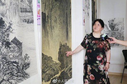 书画|好棒！70岁奶奶拿到中国美院书画双学位