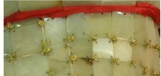 历史上最神秘的一件衣服,工艺极致,埋在地下两千年,出土时轰动世界!