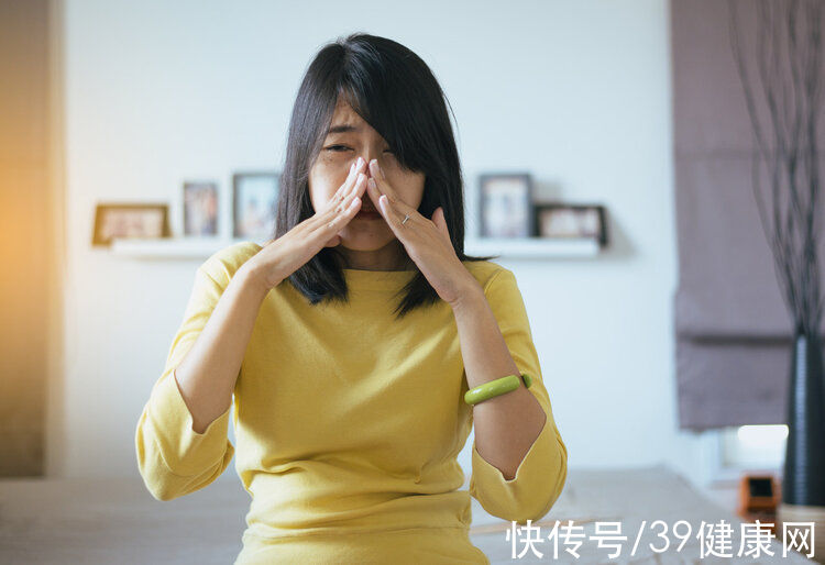 清洁度|女性朋友要注意,阴道分泌物出现5种颜色,就不能再夫妻生活了