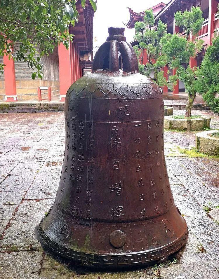 第540期：今天的开卷语/雨游云居山