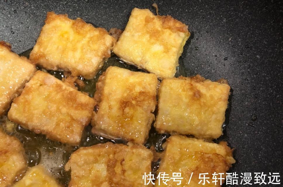 煎豆腐|比烧烤还好吃的香煎孜然豆腐,鲜香入味老简单了,完胜夜市路边摊