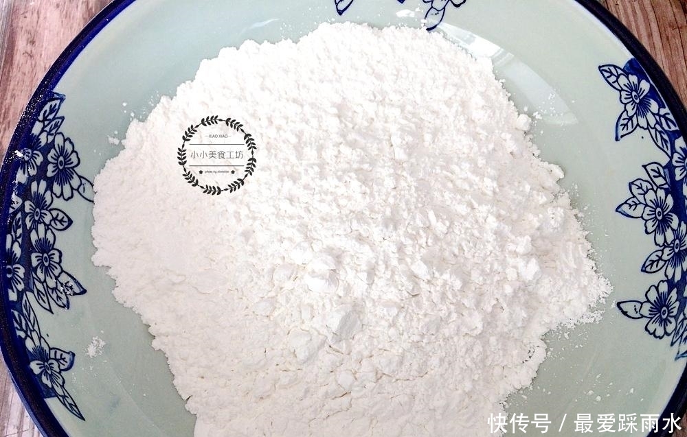 破皮|炸糖糕时,直接烫面就错了,教你正确做法,个个酥脆,空心不破皮