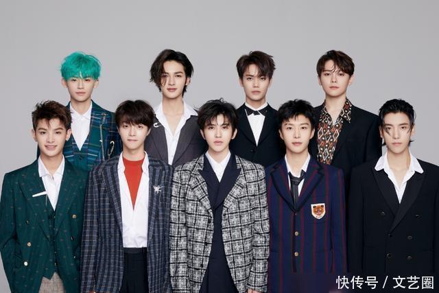 蔡徐坤被质疑整容,男网红回应:他只动了牙齿和下巴,其它地方没喷的