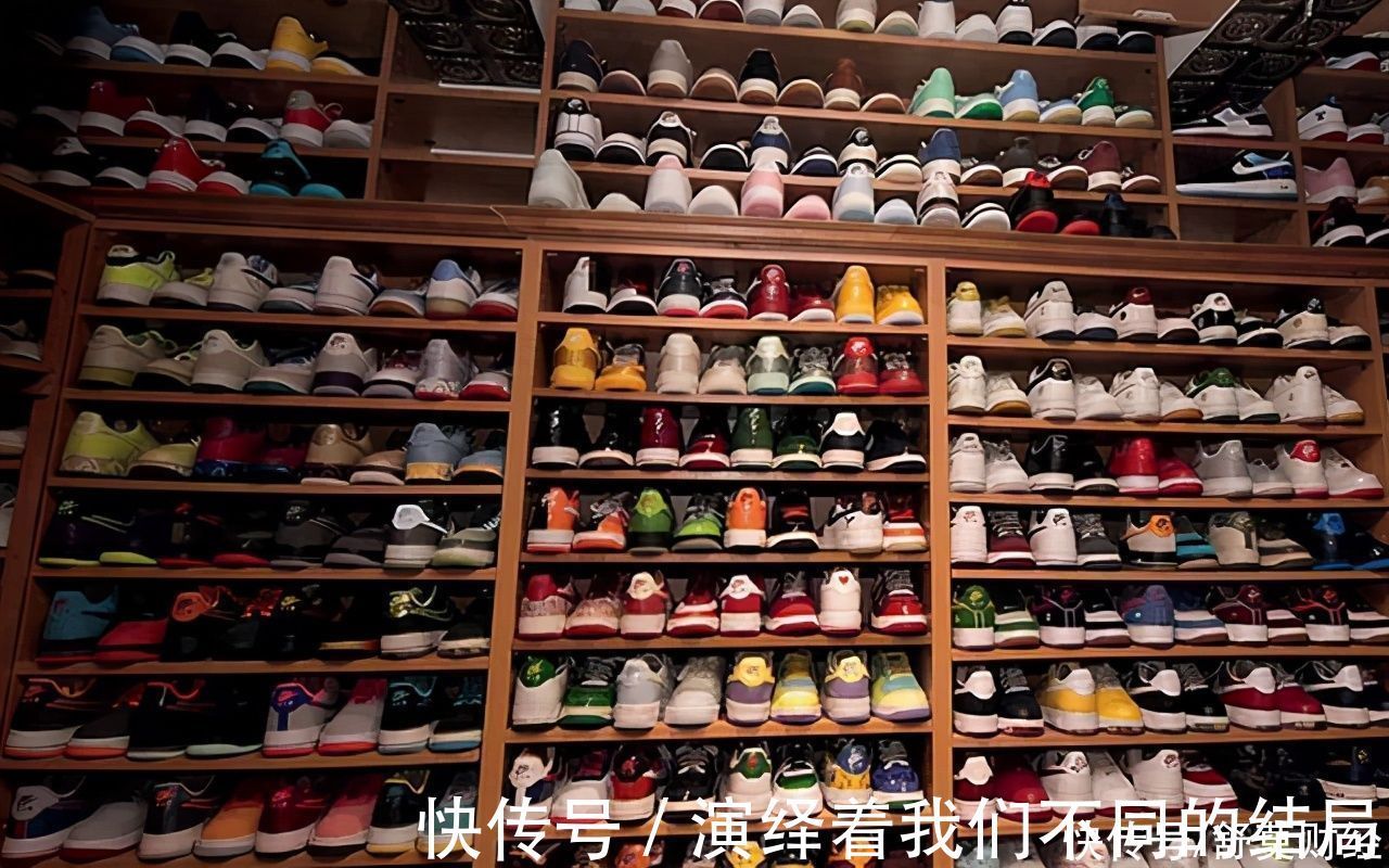 炒鞋的“风险”,有人亏掉几十万,你认为的“躺赚钱”并不简单