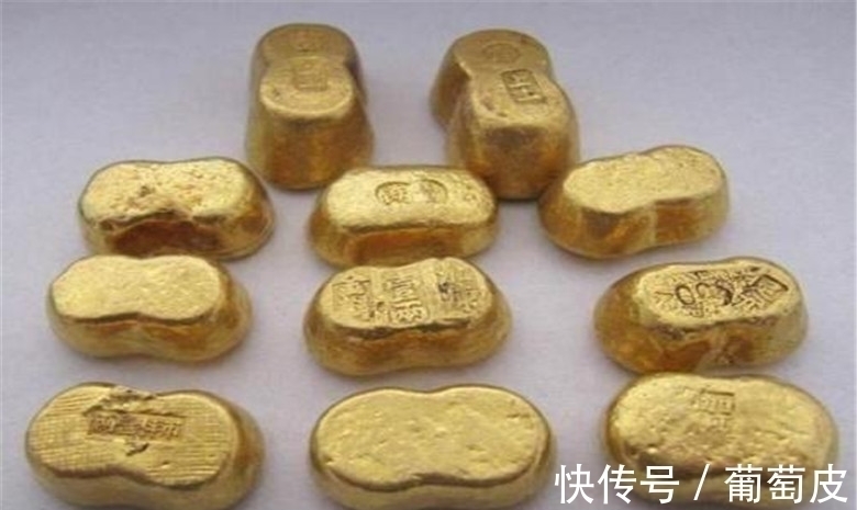 王士琦@明朝清官穷到裹草席下葬,300年后古墓被打开,挖出10亿陪葬品