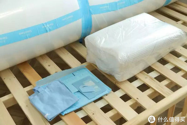 分区|780个弹簧9个分区，软硬双面设计，网易云舒零压感床垫体验