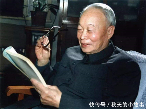 儿子被同学取绰号,父亲觉得霸气干脆改成大名,如今名字世人皆知
